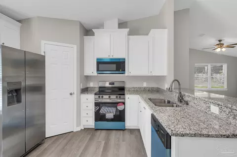 3033 N 13th Ave, Milton, FL 32583 photo 10