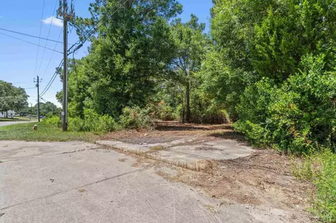10950 Lillian Hwy, Pensacola, FL 32506