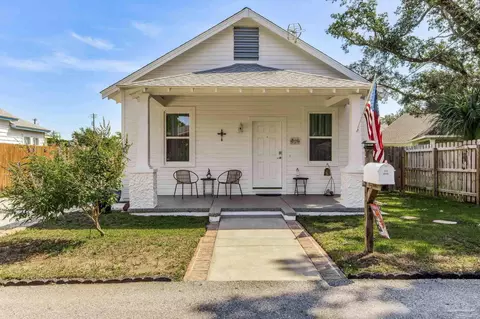 4 S Carys Ln, Pensacola, FL 32507