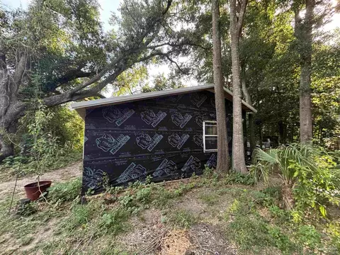 Exterior - 4832 W Spencer Field Rd, Pace, FL 32571 photo 5 of 6