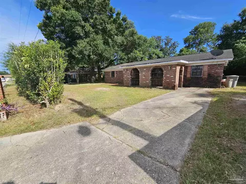 7125 Pennington Dr, Pensacola, FL 32526