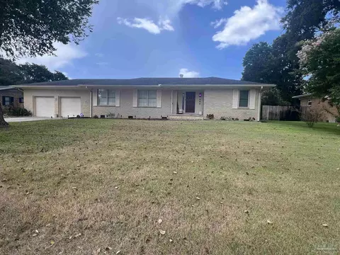 202 Campbellton Ln, Pensacola, FL 32506