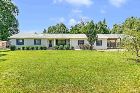 165 Cecil Ln, Brewton, AL 36426