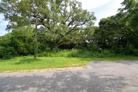 956 N Hansel St, Pensacola, FL 32505