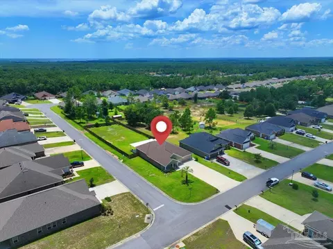 View/Area - 8121 Silver Maple Dr, Milton, FL 32583 photo 2 of 5