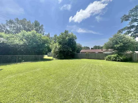 616 E Oak St, Atmore, AL 36502 photo 23