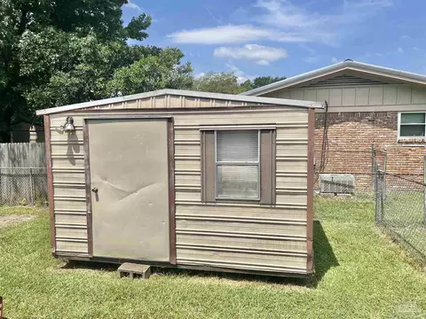 616 E Oak St, Atmore, AL 36502 photo 20