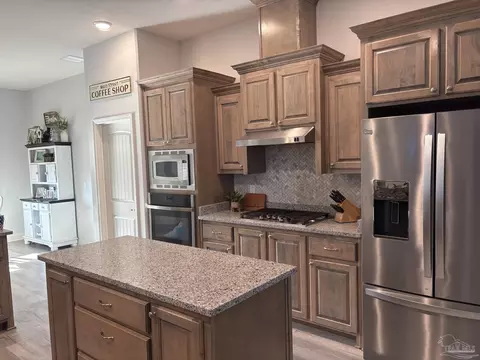 5534 Micanopy Dr, Milton, FL 32570 photo 7