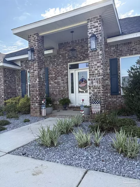 5534 Micanopy Dr, Milton, FL 32570 photo 2