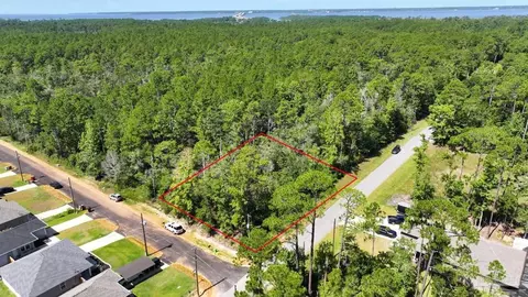 Del Monte St, Milton, FL 32583 photo 3