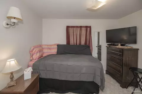 Bedroom - 11230 Bobcat Trl, Milton, FL 32583 photo 2 of 4
