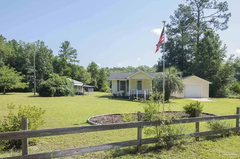 Exterior - 11230 Bobcat Trl, Milton, FL 32583 photo 2 of 11