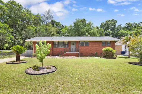 607 Chadwick St, Pensacola, FL 32503
