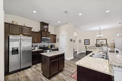 Kitchen - 6065 Autumn Pines Cir, Pace, FL 32571 photo 2 of 6