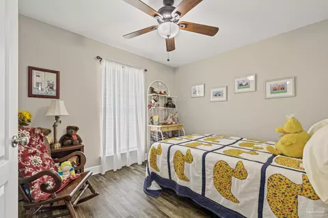 Bedroom - 6065 Autumn Pines Cir, Pace, FL 32571 photo 5 of 6