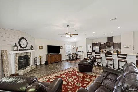 Living - 6065 Autumn Pines Cir, Pace, FL 32571 photo 2 of 2