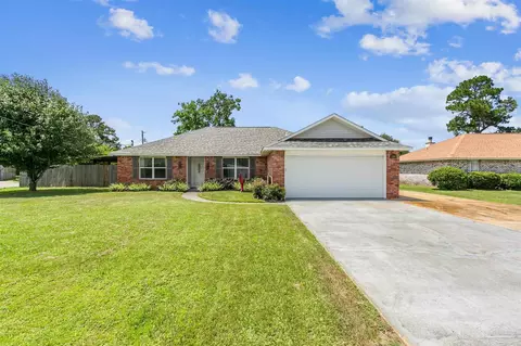 9079 Caribbean Dr, Pensacola, FL 32506