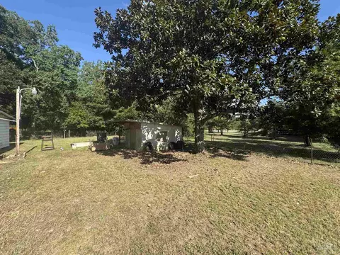4604 Fowler Dr, Pace, FL 32571 photo 3