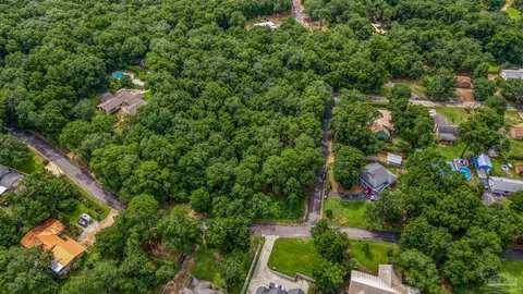 7535 Lakeside Dr, Milton, FL 32583 photo 23