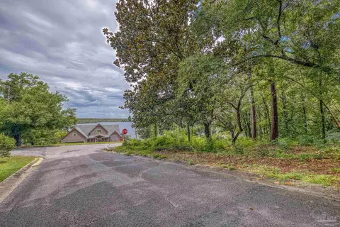7535 Lakeside Dr, Milton, FL 32583 photo 3
