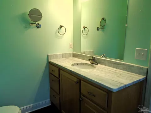 Bath - 3868 Throne Ct, Milton, FL 32583 photo 1 of 3