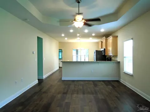 Living - 3868 Throne Ct, Milton, FL 32583 photo 2 of 3