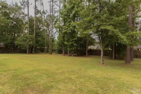 Exterior - 6013 Augustine Dr, Pace, FL 32571 photo 4 of 6