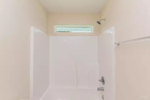Bath - 6013 Augustine Dr, Pace, FL 32571 photo 2 of 6