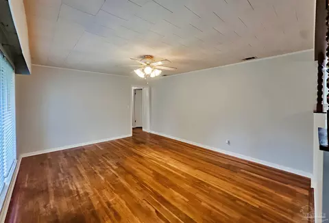 Living - 3224 Hwy 4, Jay, FL 32565 photo 2 of 4
