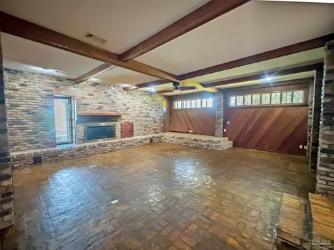 Living - 3224 Hwy 4, Jay, FL 32565 photo 3 of 4