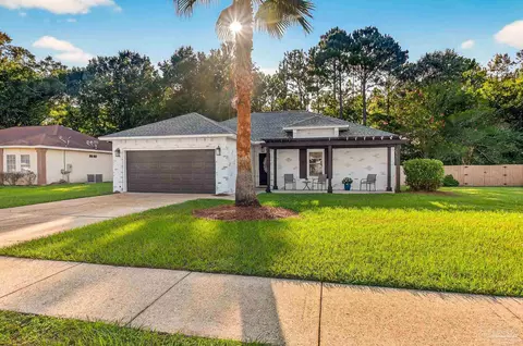 4412 Bayou Ridge Dr, Pace, FL 32571