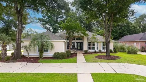 2704 Ashbury Ln, Cantonment, FL 32533