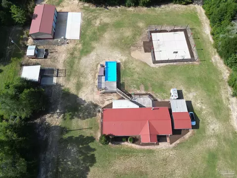 5891 Oglesby Rd, Milton, FL 32570