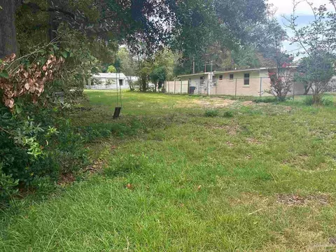 3107 E De Soto St, Pensacola, FL 32503