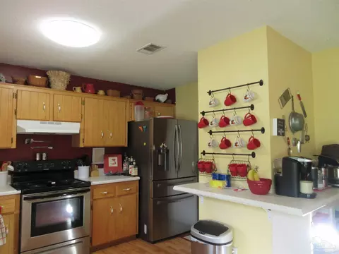 Kitchen - 4523 Struth Ln, Pace, FL 32571 photo 7 of 8
