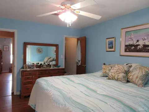Bedroom - 4523 Struth Ln, Pace, FL 32571 photo 4 of 6