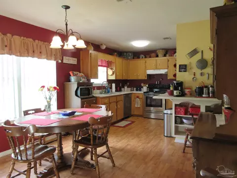Kitchen - 4523 Struth Ln, Pace, FL 32571 photo 3 of 8