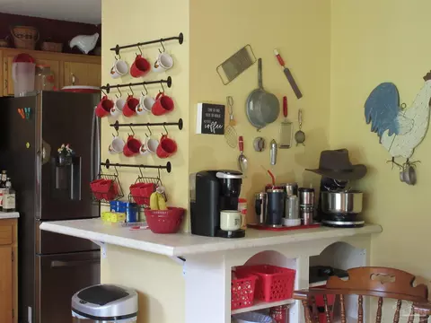 Kitchen - 4523 Struth Ln, Pace, FL 32571 photo 5 of 8
