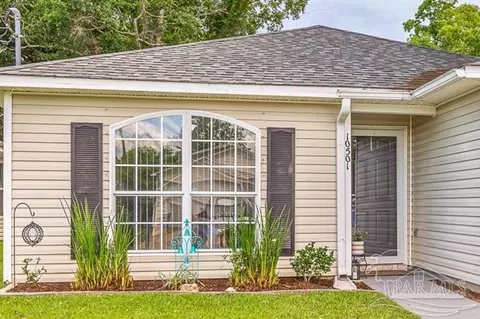 10501 Senegal Dr, Pensacola, FL 32534