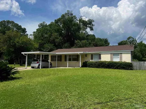7330 Sachem Rd, Pensacola, FL 32506