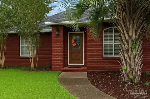 5939 Jameson Cr, Pace, FL 32571