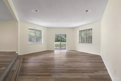 6472 Sandy Ln, Milton, FL 32570 photo 8