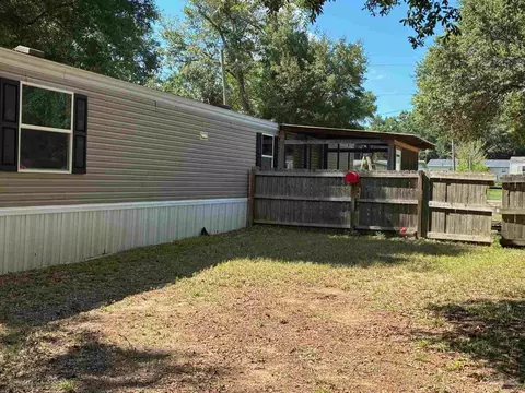 6499 Hunter St, Milton, FL 32570 photo 2