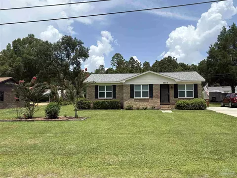 6252 Bayberry St, Milton, FL 32570