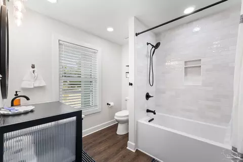 Bath - 3845 Andrew Jackson Dr, Pace, FL 32571 photo 2 of 4