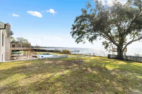 Exterior - 3845 Andrew Jackson Dr, Pace, FL 32571 photo 7 of 8