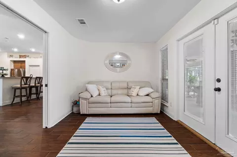Entry Way - 6111 Dollarweed Dr, Pace, FL 32571 photo 5 of 5