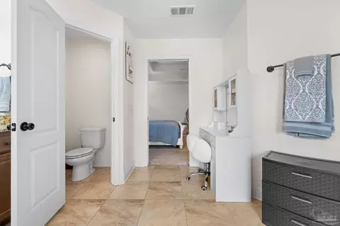 Entry Way - 6111 Dollarweed Dr, Pace, FL 32571 photo 4 of 5