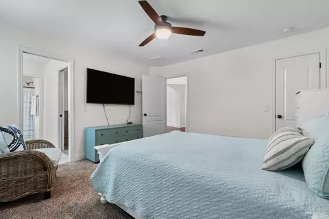Bedroom - 6111 Dollarweed Dr, Pace, FL 32571 photo 5 of 7