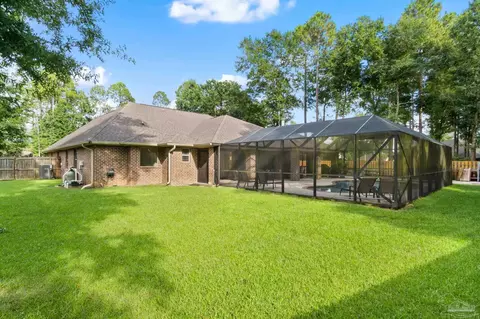 Exterior - 6111 Dollarweed Dr, Pace, FL 32571 photo 10 of 14